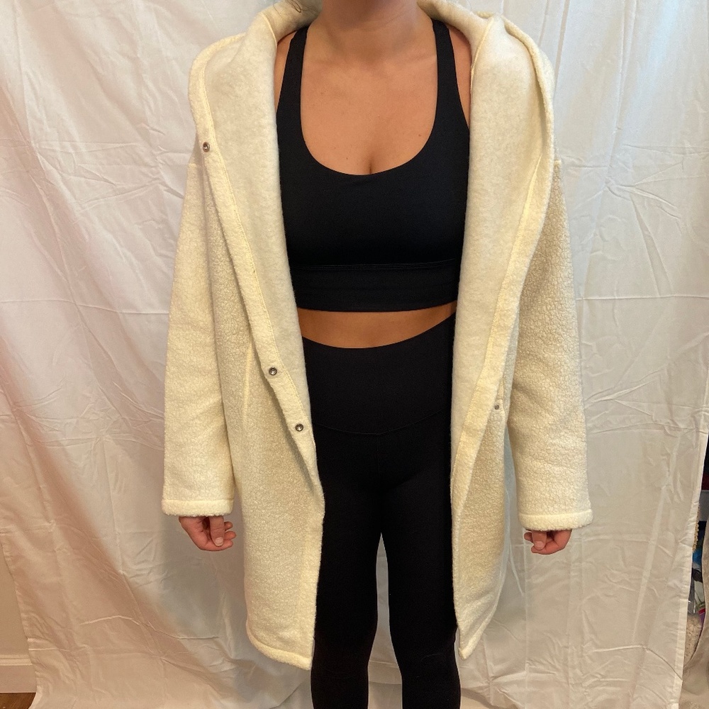 lululemon Sherpa Wrap